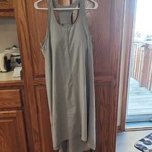 HALARA Breezeful™ Backless Racerback Side Pocket High Low Flowy Midi Quick Dry